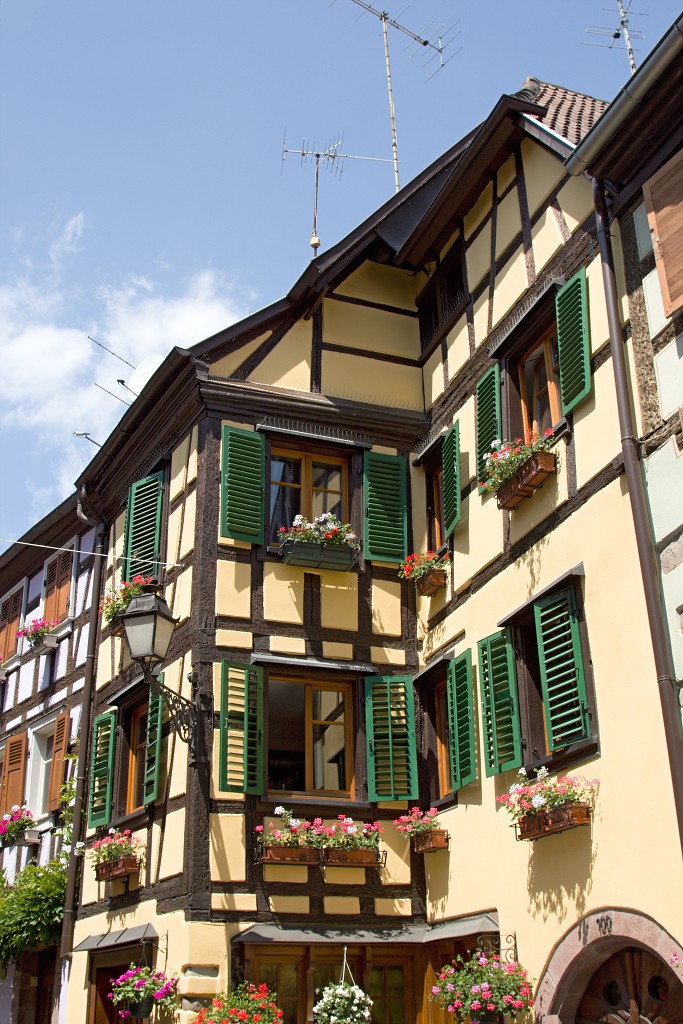 ribeauville hdr france frankrijk elzas vogezen vosges haut-rhin haut rhin Sinnplatz kasteel chateau Girsberg Saint Ulrich Haut-Ribeaupierre